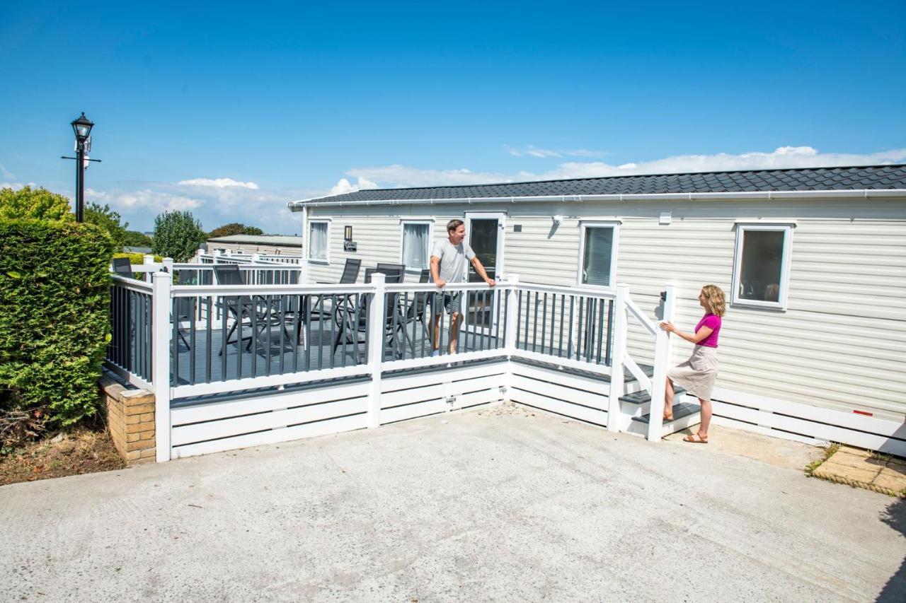 Llanrhidian Holiday Park Llanmorlais ภายนอก รูปภาพ