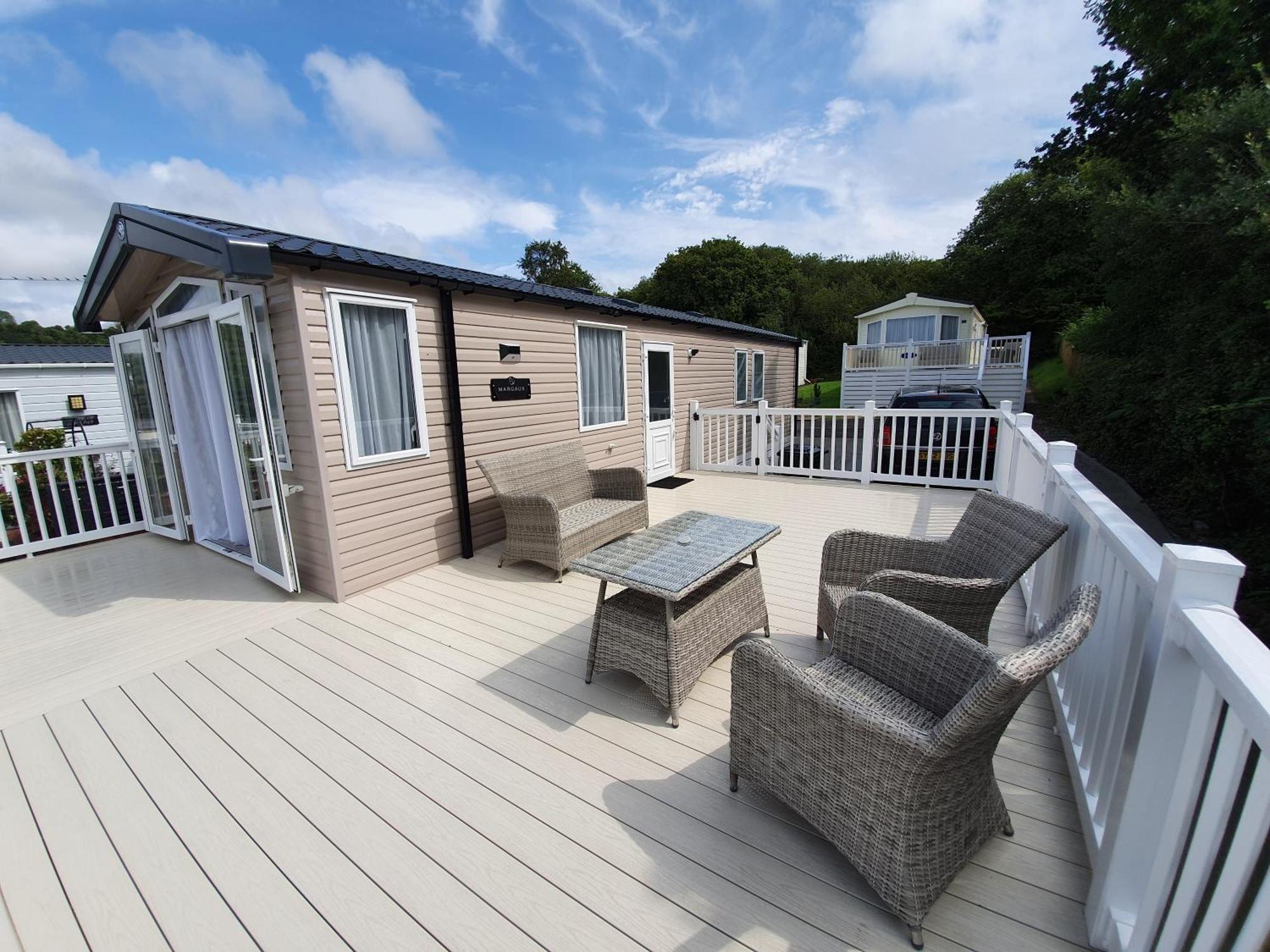 Llanrhidian Holiday Park Llanmorlais ภายนอก รูปภาพ